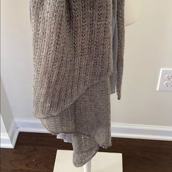 Tahari Gray Knit Scarf - Picture 3 of 6
